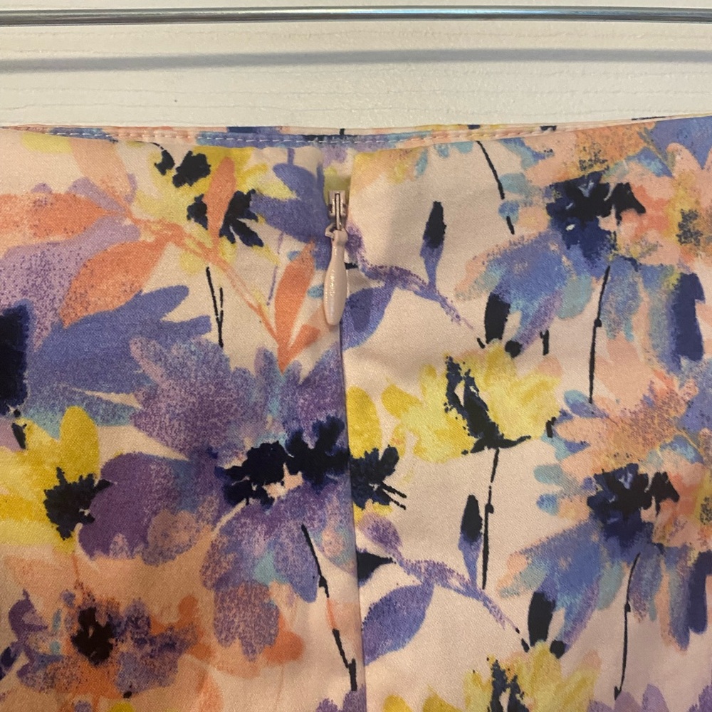 Talbots Sz 10 Elegant Floral Pencil Skirt - Picture 4 of 6
